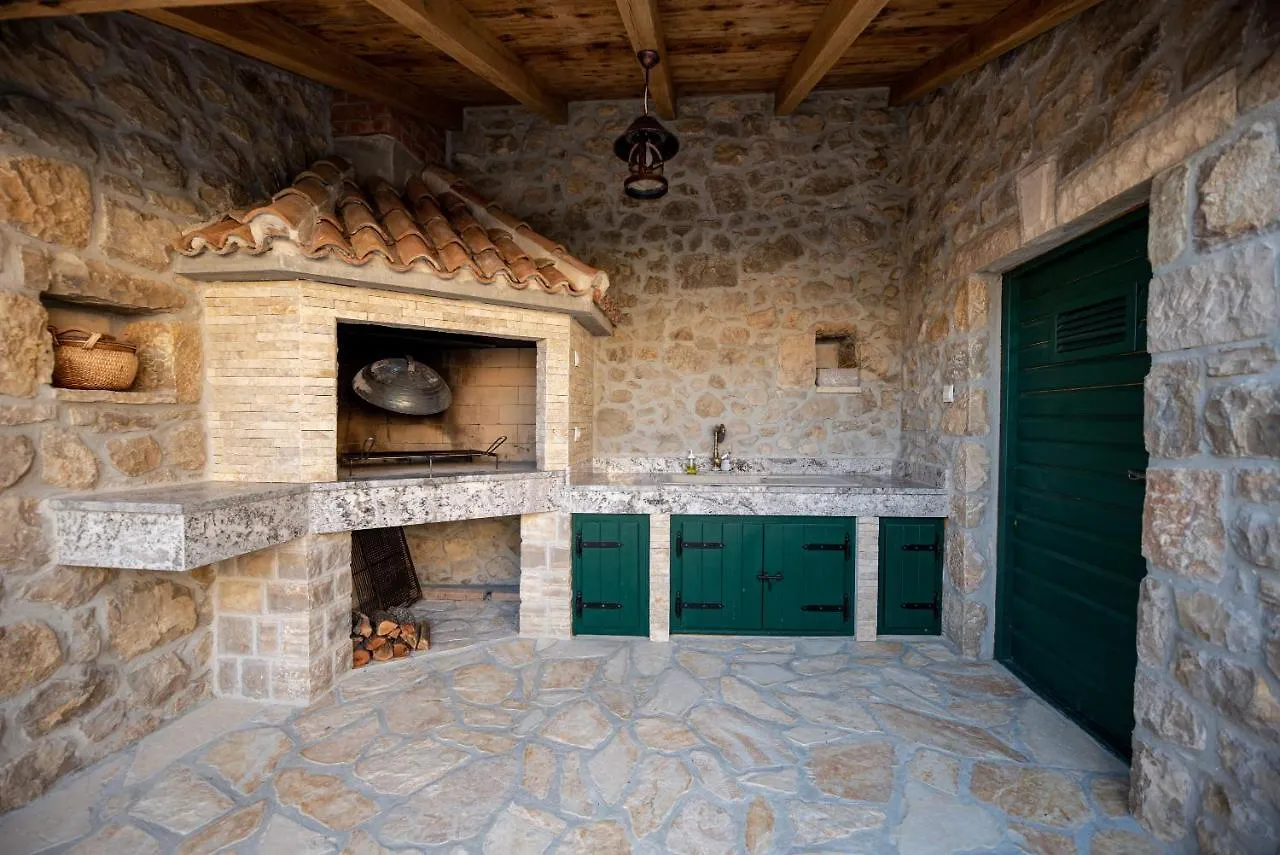 Vakantiehuis Didov Dvor Villa Ražanac