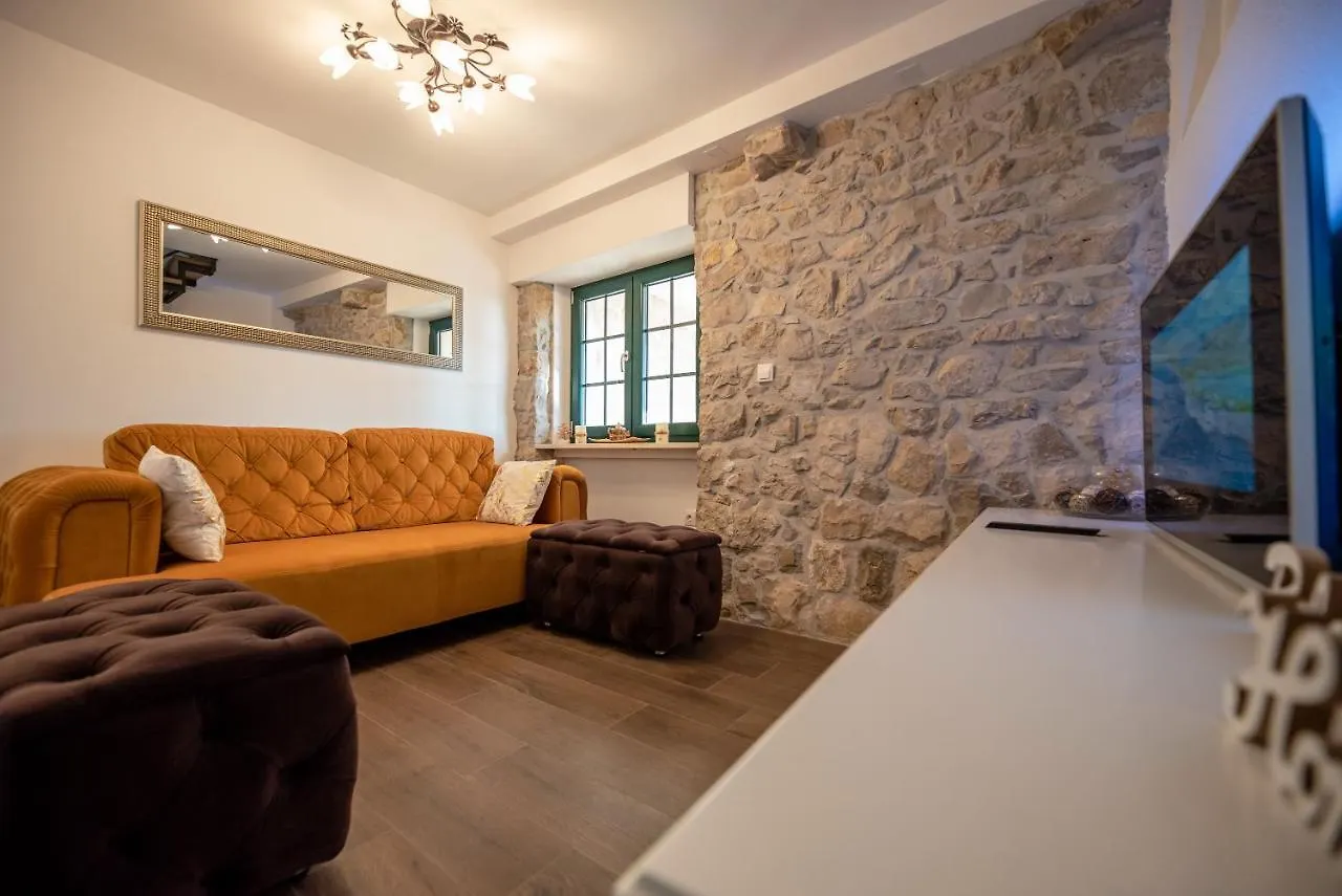 Didov Dvor Villa Ražanac Vakantiehuis